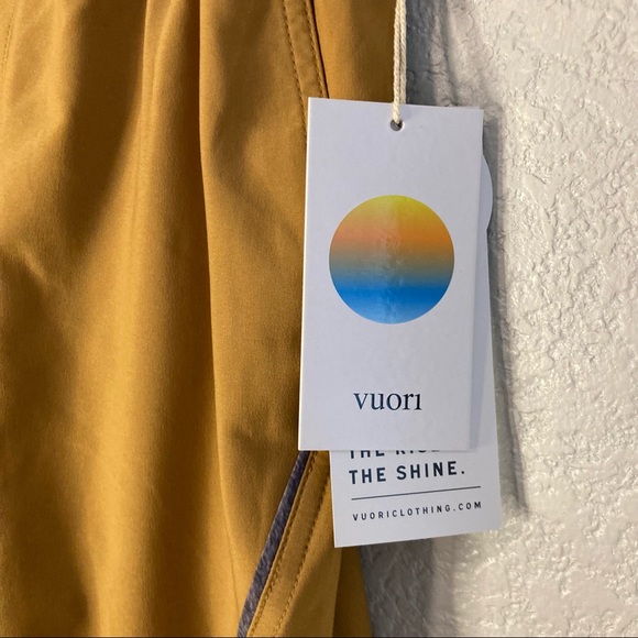 NWT ⛰ Vuori | Trail Short - Dark Golden - Picture 9 of 14